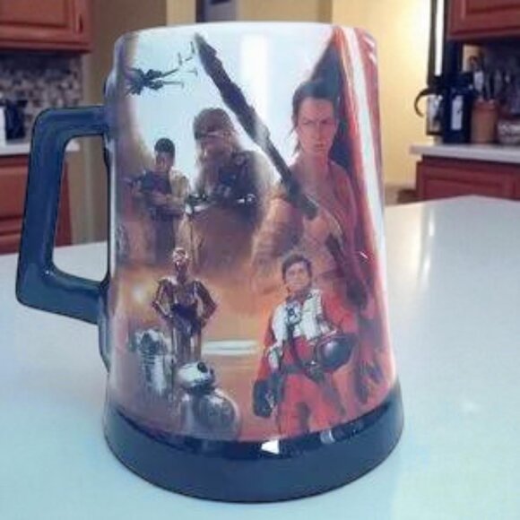 Star Wars the Force Awakens Coffee Cup Mug Disney  12 Fl oz - Picture 1 of 7